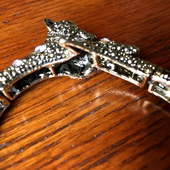 Vtg Exquisite Goldtone Crystal Rhinestone Leopard Hinged Bangle Cuff Bracelet - Picture 3 of 12